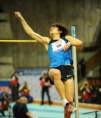 Іван Ухов підбирається до світового рекорду