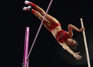 Світовий топ-лист сезону очолила американська стрибунка з жердиною