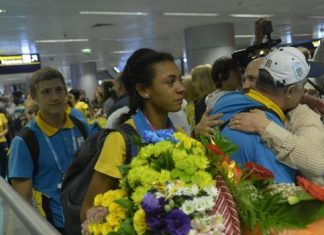 Учасники юнацьких Олімпійських ігор повернулися до України (ВІДЕО)