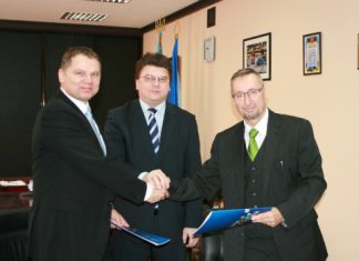 Світовий лідер у сфері виготовлення спортивного покриття прийшов в Україну