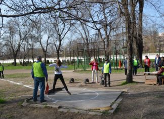 У Маріуполі відбулися обласні змагання з легкоатлетичних метань пам’яті Георгія Корсуна