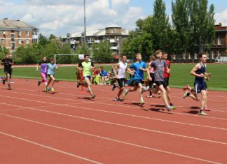 У Бахмуті юні атлети розіграли призи Ніни Зюськової