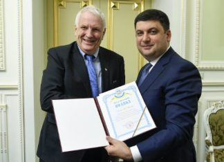 Президент ЄА Свейн Арне Хансен зустрівся з Прем’єр-міністром України Володимиром Гройсманом