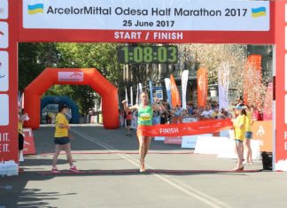 Юрій Грицак та Валентина Полтавська виграли Одеський півмарафон