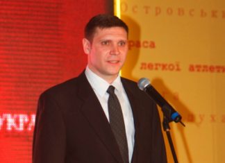 Вітаємо з днем народження Романа Щуренка!