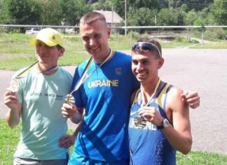 Сергій Расчупкін та Олена Китиця виграли чемпіонат України з гірського бігу (вгору)