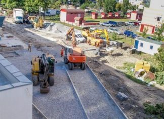 Реконструкції легкоатлетичних арен у Києві й Івано-Франківську