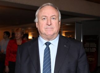 Вітаємо з днем народження Валерія Борзова!