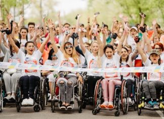 Понад 120000 людей у 72 країнах взяли участь у забігу Wings for Life World Run
