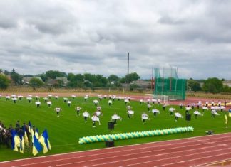 В Старокостянтиніві на Хмельниччині відкрили стадіон!