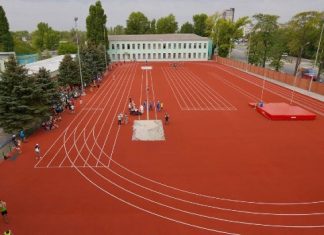 У Дніпрі після реконструкції відкрили СДЮСШОР №3 з легкої атлетики!