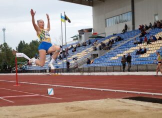 Чемпіонат України серед молоді: шість нормативів, +25 см до РВ Горєлової і виставкові 64.50 м Нестеренка