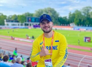 Віце президент ФЛАУ Євген Пронін святкує День народження