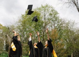 Використай свій шанс отримати відмінні умови для тренувань і диплом університету США безкоштовно