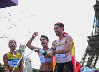 Розіграно перші в історії олімпійські медалі змішаних естафет зі спортивної ходьби