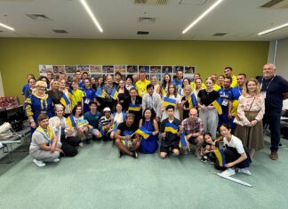 Ольга Саладуха та команда ФЛАУ зустрілися в Токіо з представниками української діаспори