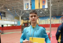 Омелян Герасимчук показує найвище досягнння у світі зі стрибків із жердиною у віковій категорії U13!